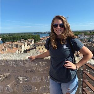 Meet your Posher, Jackie